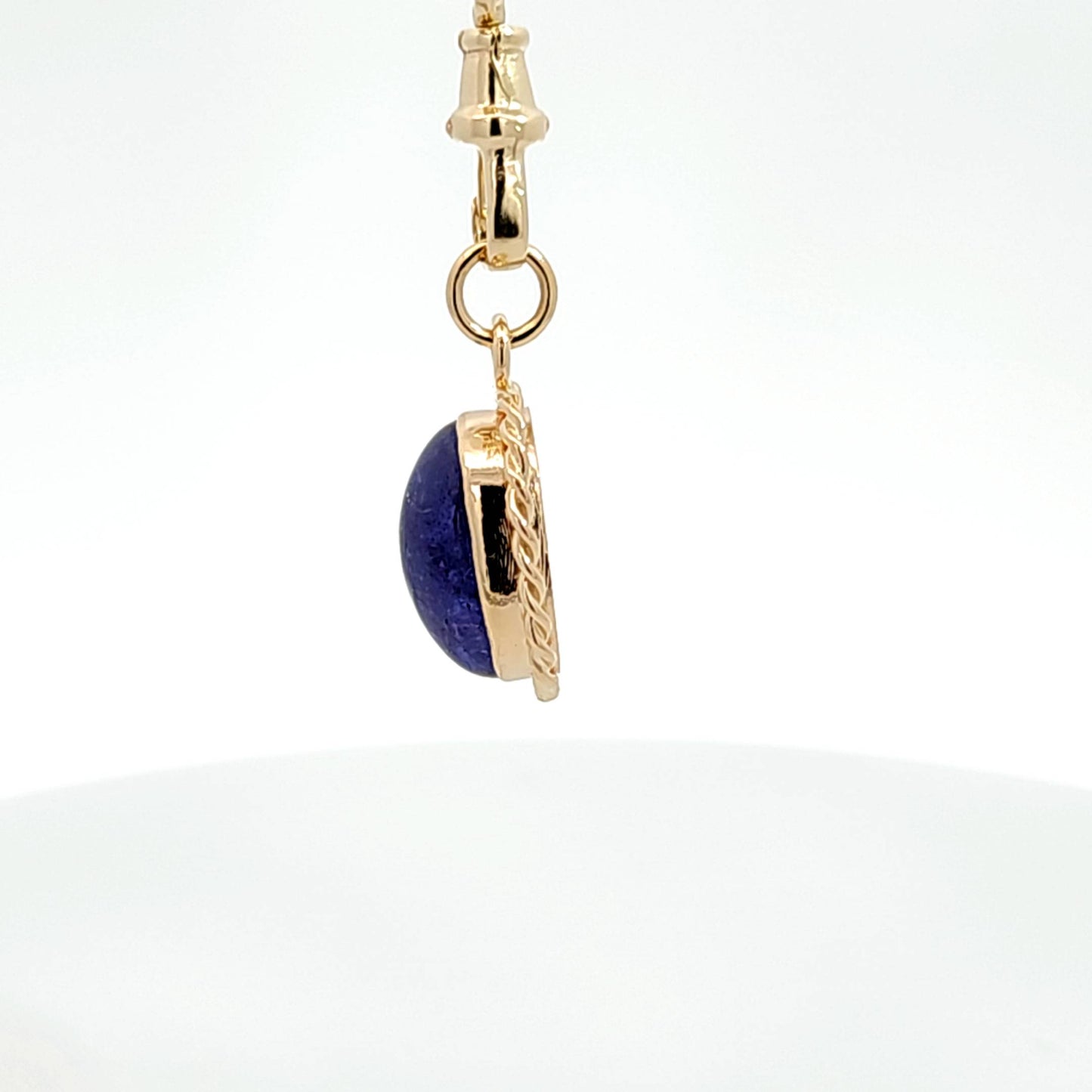 Med Oval Mermaid Tanzanite Cabochon Pendant